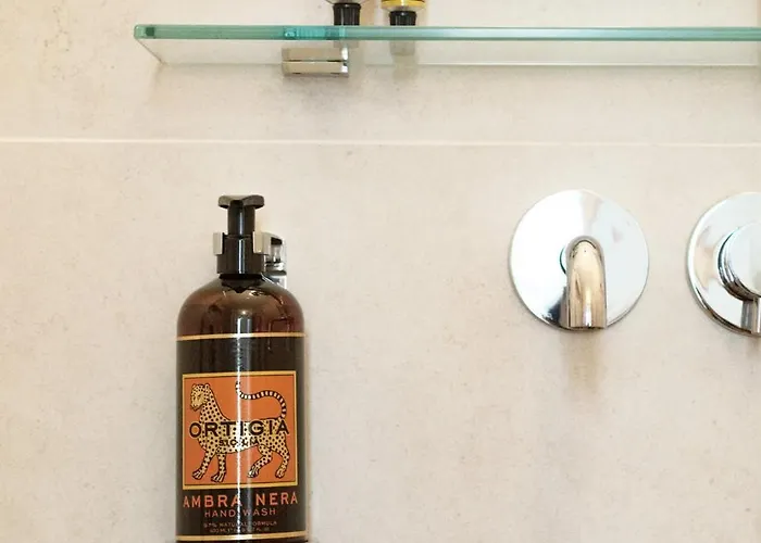 Hotel Elysee Montmartre