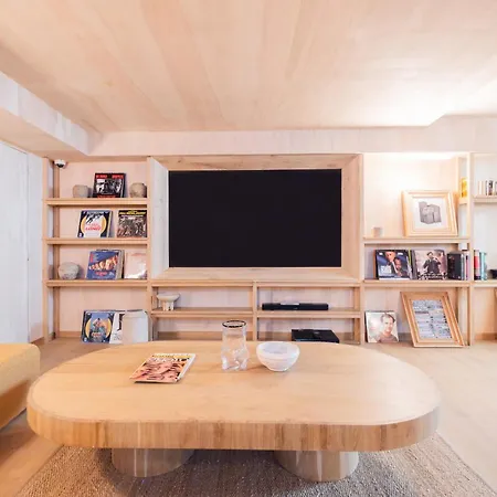 Elysée Montmartre 4*