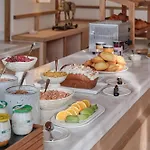 Elysee Montmartre Hotell